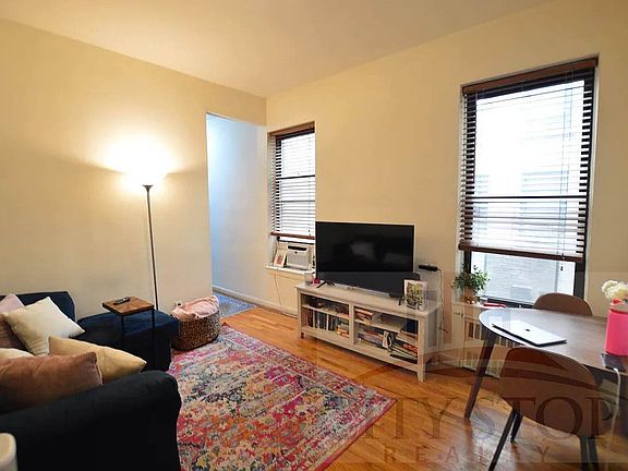 4th image of 203 W 85th St APT 22