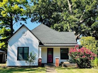513 E Almond St, Lexington, OK 73051