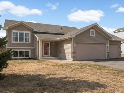 339 3rd Ave NE, Lonsdale, MN, 55046