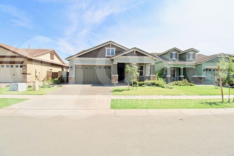 1st image of 3543 E Arabian Dr