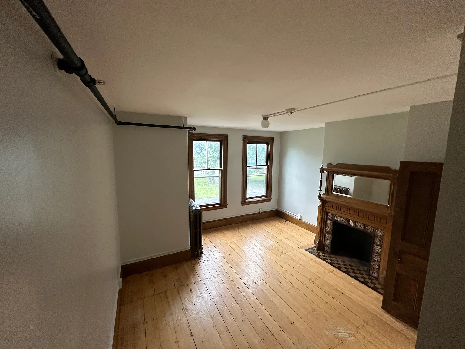 1 bed, $1,848 — Photo 2