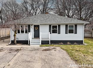 3972 Miramar Ave NE, Grand Rapids, MI 49525