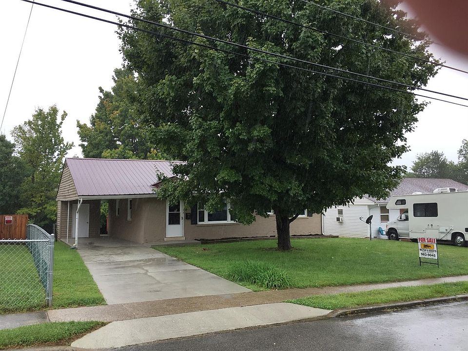 1st image of 512 W Brown St