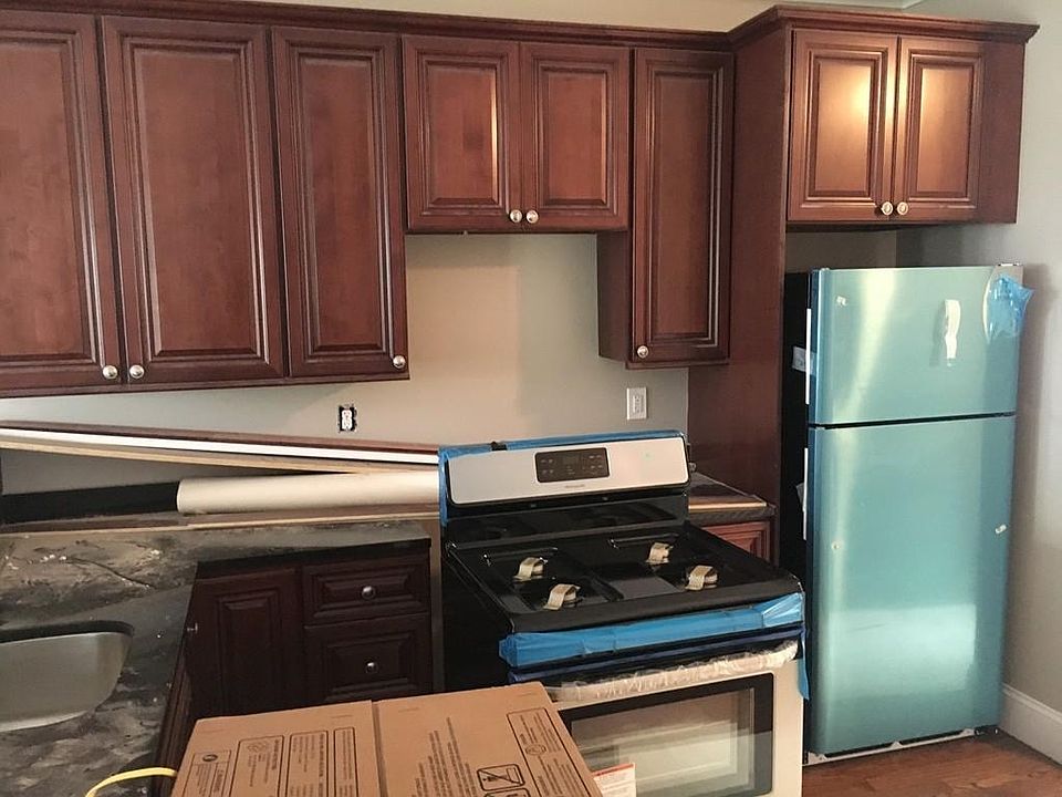 2nd image of 59 Neponset Ave