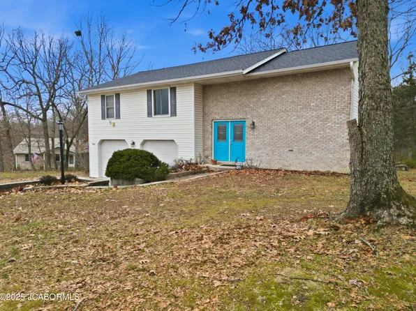 11419 Valley View Ct, Holts Summit, MO 65043