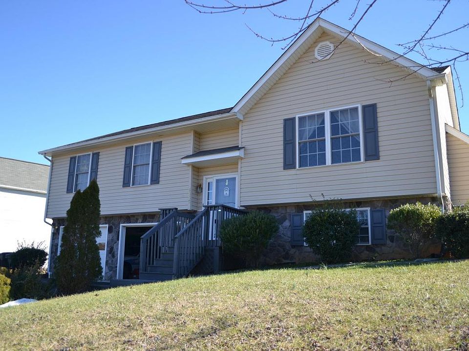 1st image of 5355 Crumpacker Dr
