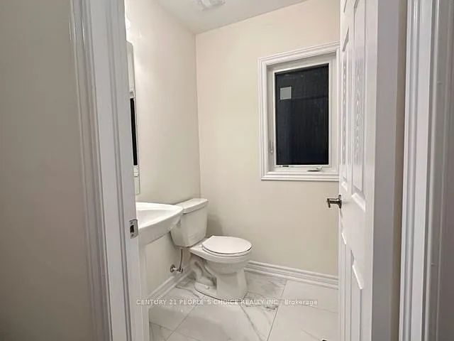 303 Fleetwood Dr — Photo 21