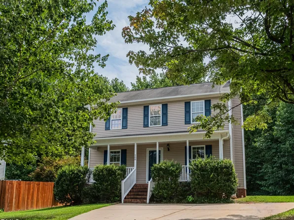 208 Muirfield Ridge Dr, Garner, NC 27529