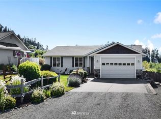 744 Sandstone Ln, Camano Island, WA 98282