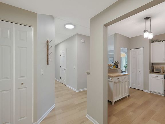 2nd image of 470 W Mahogany Ct Unit 202