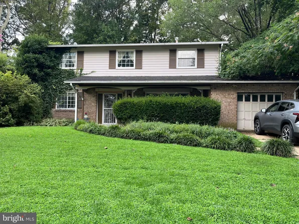 8527 Parliament Dr, Springfield, VA 22151