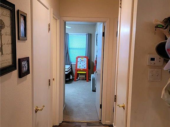 3rd image of 21 Snell Dr