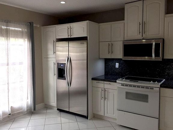 5th image of 3744 NE 167th St