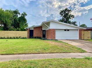 2923 Almeda Plaza Dr, Houston, TX 77045