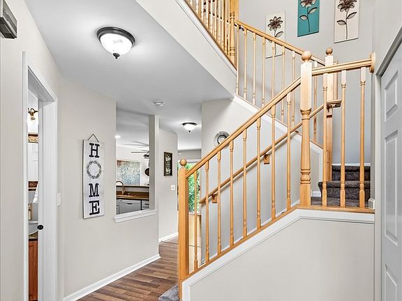 3rd image of 10884 Cape Cod Ln Unit 0
