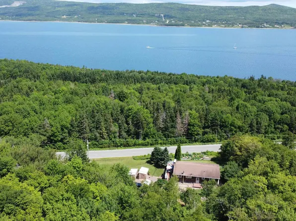 13748 Highway 4, Aulds Cove, NS B0H 1P0