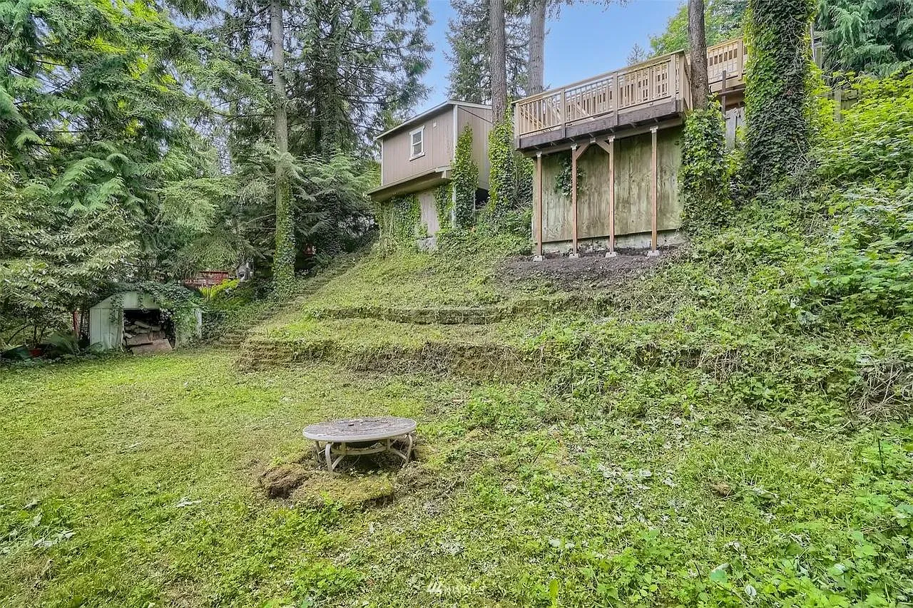 Wildwood Blvd SW, Issaquah — Photo 3
