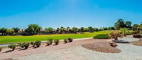 4th image of 2600 Golfside Dr