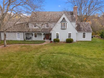 10250 North Range Line COURT, Mequon, WI, 53092