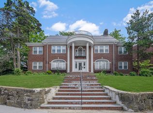 332 Jamaicaway APT 205, Jamaica Plain, MA 02130