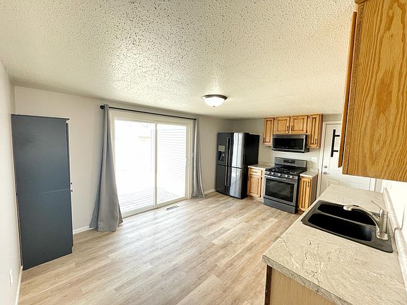 4th image of 3609 S Glendale Ave