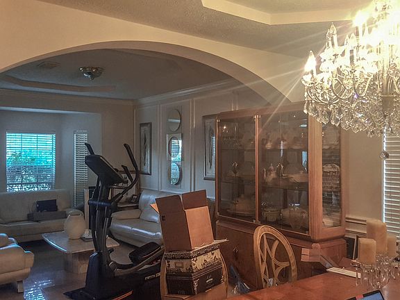 4th image of 6518 Kings Summit Dr