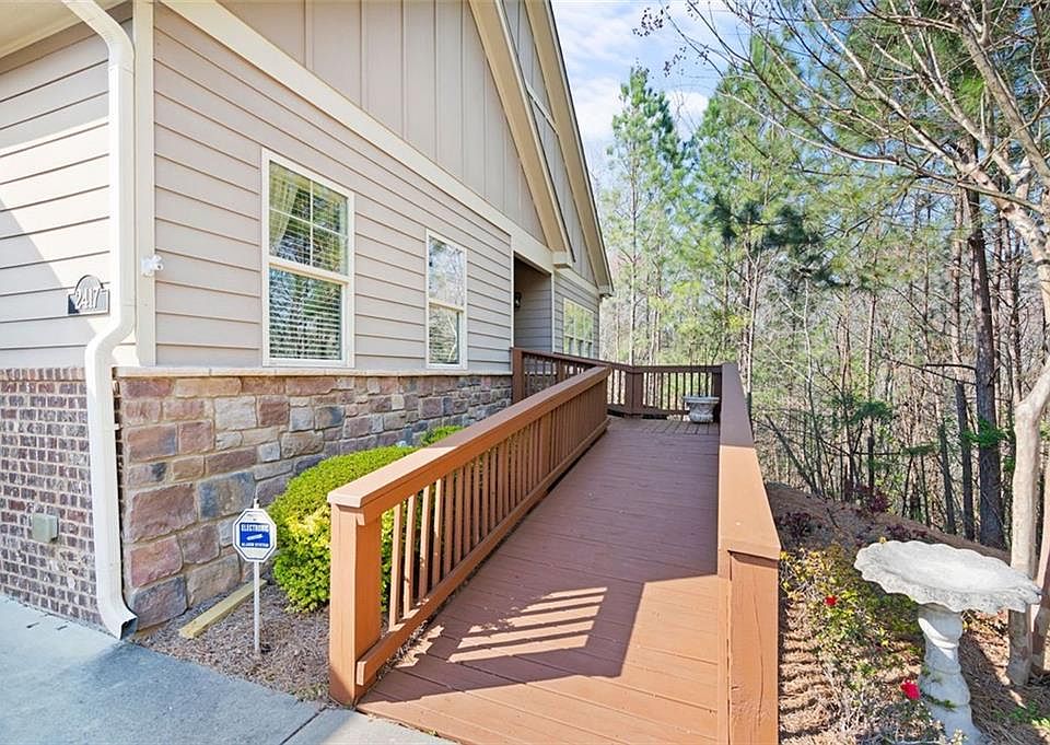 1st image of 2417 Tree Arbor Way