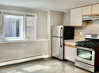 183 3rd St APT 1, Cambridge, MA 02141