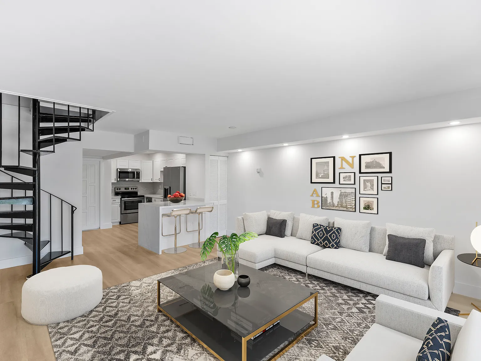 3234 W Trade Ave — Photo 1