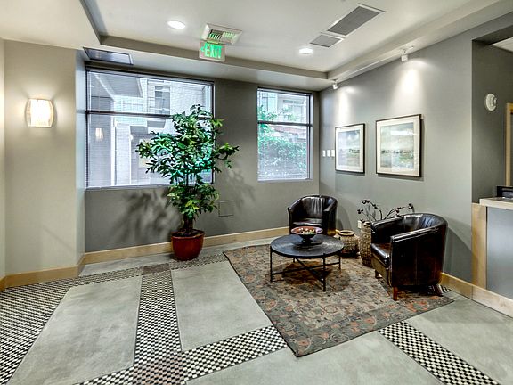 2nd image of 1100 106th Ave NE APT 705