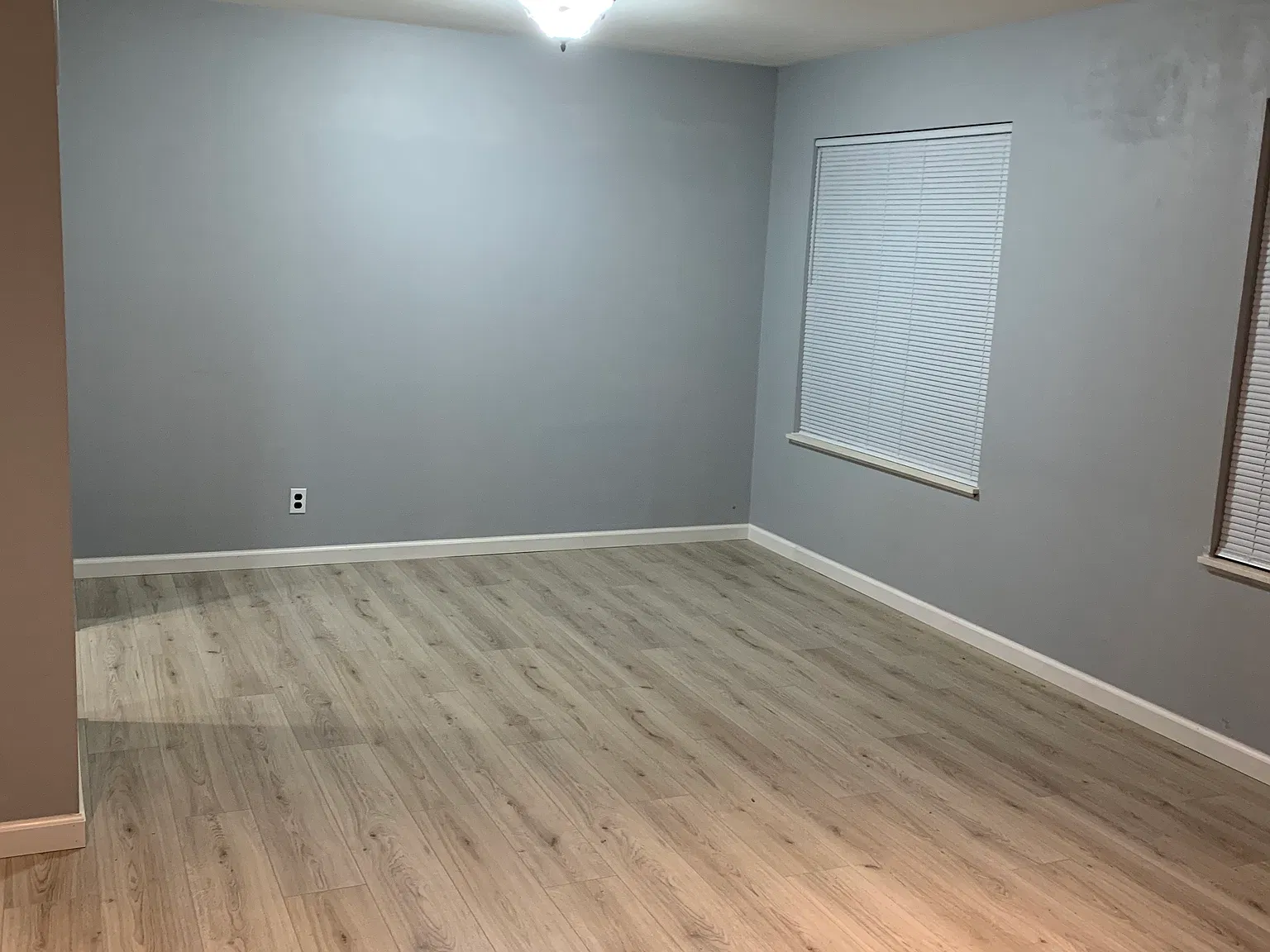 4 bed, 1305 sqft, $1,550 — Photo 3