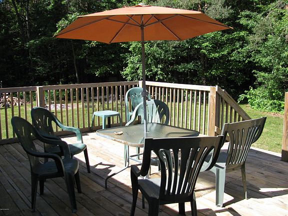 5th image of 5865 Chaz Dr