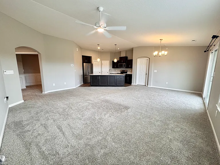 7761 Devonshire Dr #304 — Photo 4