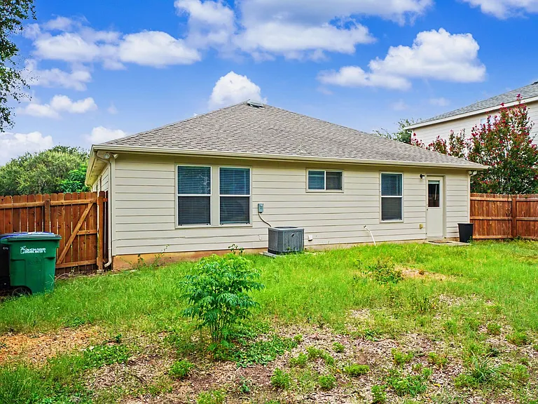 11114 Hillsdale Loop — Photo 35