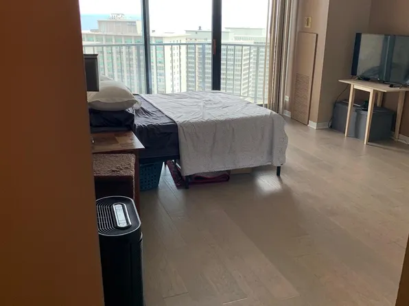 3660 N Lake Shore Dr APT 3309, Chicago, IL 60613