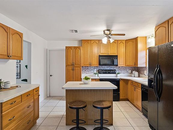 3rd image of 10312 Ellenwood Way