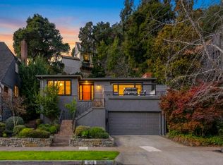 1678 Trestle Glen Rd, Oakland, CA 94610