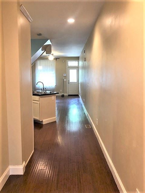 1st image of 212 Muench St