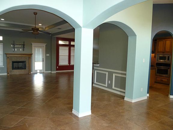 3rd image of 6825 Old Square Dr