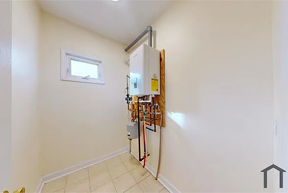 7 Estella St #3 — Photo 23