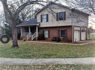 178 Chanel Dr, Huntsville, AL 35811