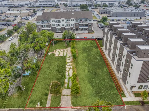 2828 Weisenberger St, Fort Worth, TX 76107