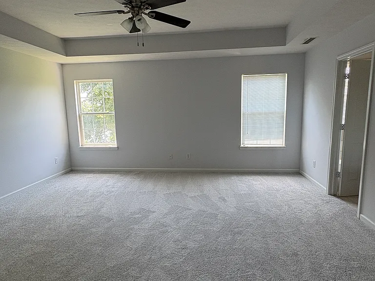 3479 Burlingame Blvd — Photo 11