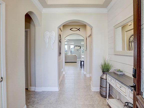 4th image of 2455 Porto Way
