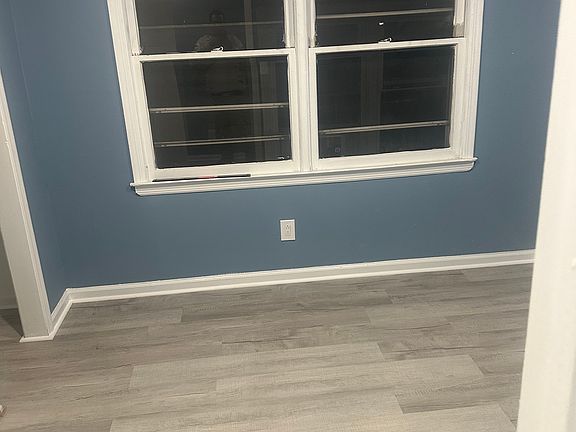 4th image of 154 Fairmount Ave