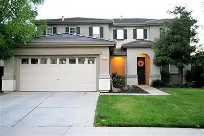 664 Newbridge Ln photo 1