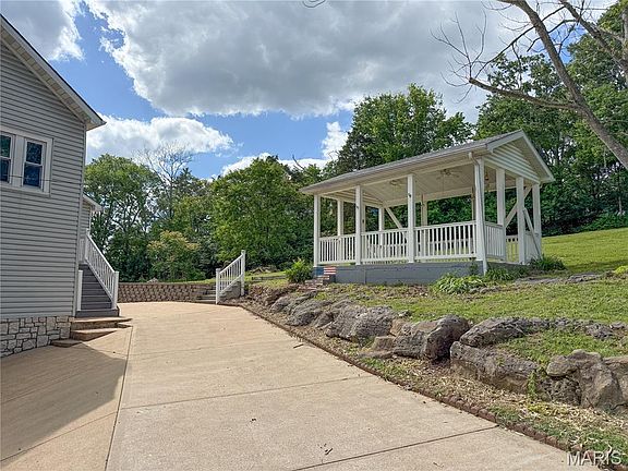 3rd image of 5159 Old Lemay Ferry Rd