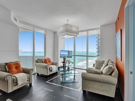 3rd image of 18201 Collins Ave #3709-A