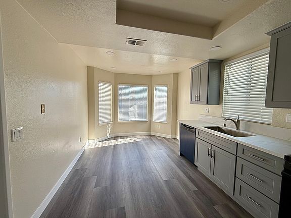 3rd image of 11630 Mount Miriah Dr