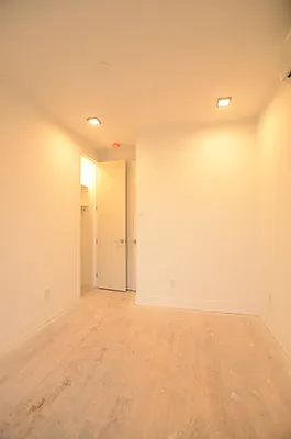 Rented by Miron Realty Group | media 77